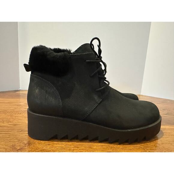 Eileen Fisher Women’s Kenille Sport Suede/Shearling Wedge Boot Black Sz 8.5 NWOB - Picture 2 of 10